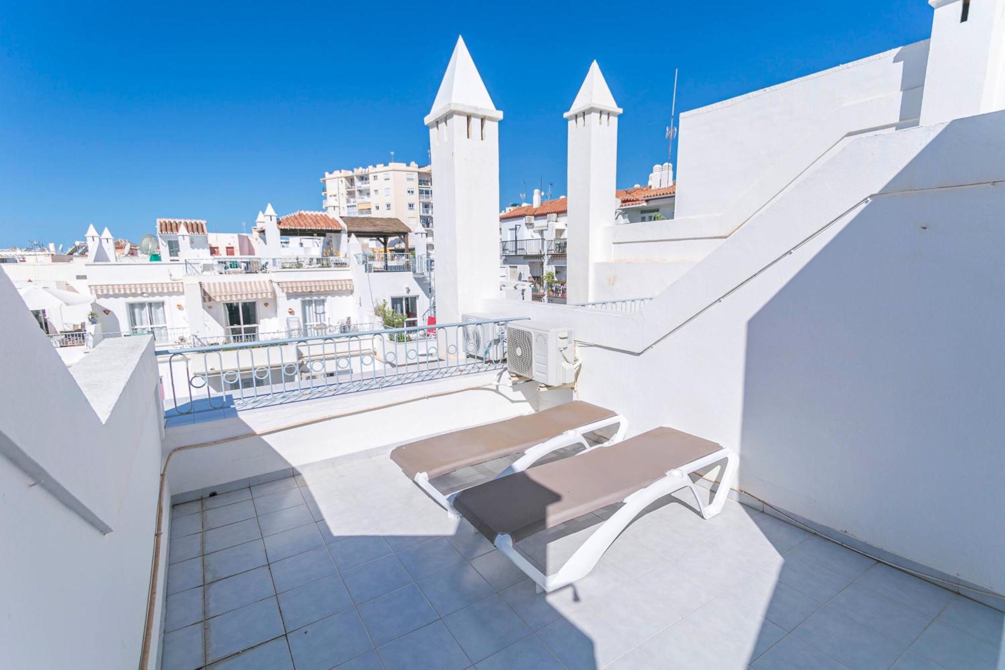 Ferienhaus Canovas Nerja - Casa Adosada Con Piscina Los Huertos 6 Nerja